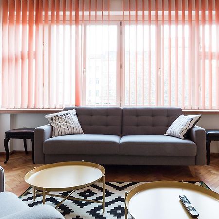 Beautiful City Center Apartments プラハ エクステリア 写真