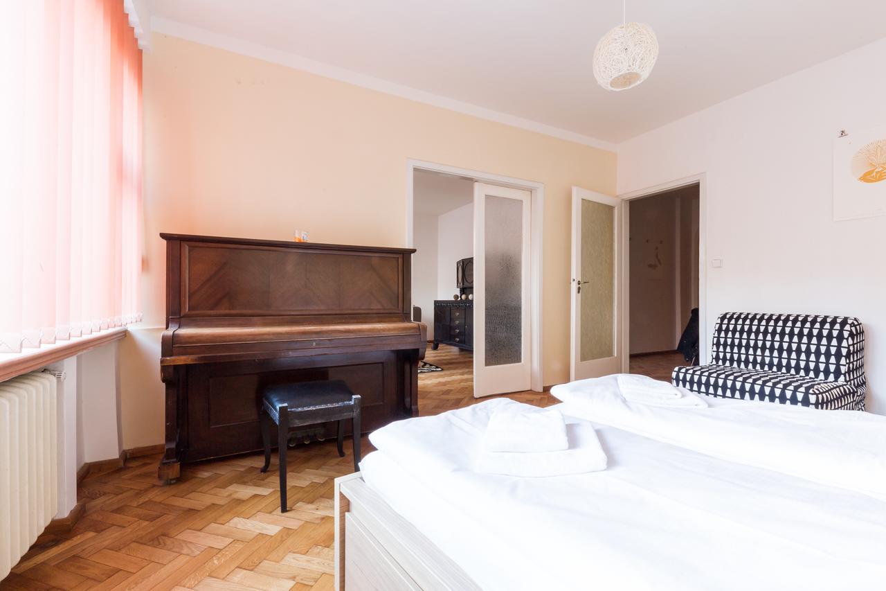 Beautiful City Center Apartments プラハ エクステリア 写真