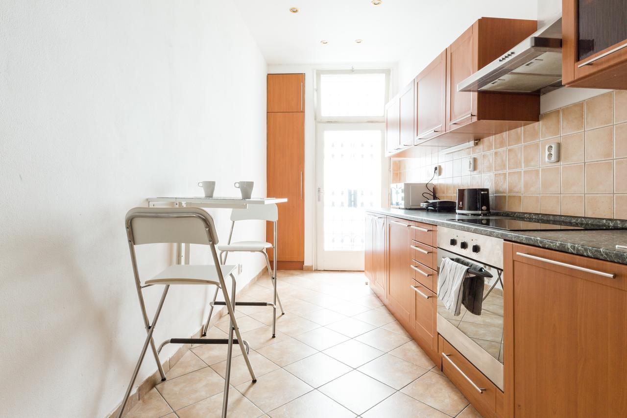 Beautiful City Center Apartments プラハ エクステリア 写真