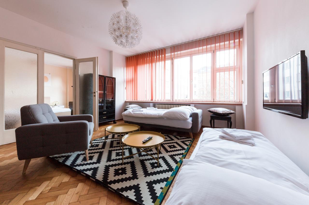Beautiful City Center Apartments プラハ エクステリア 写真