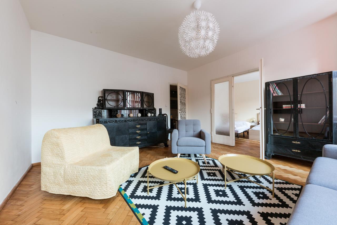 Beautiful City Center Apartments プラハ エクステリア 写真